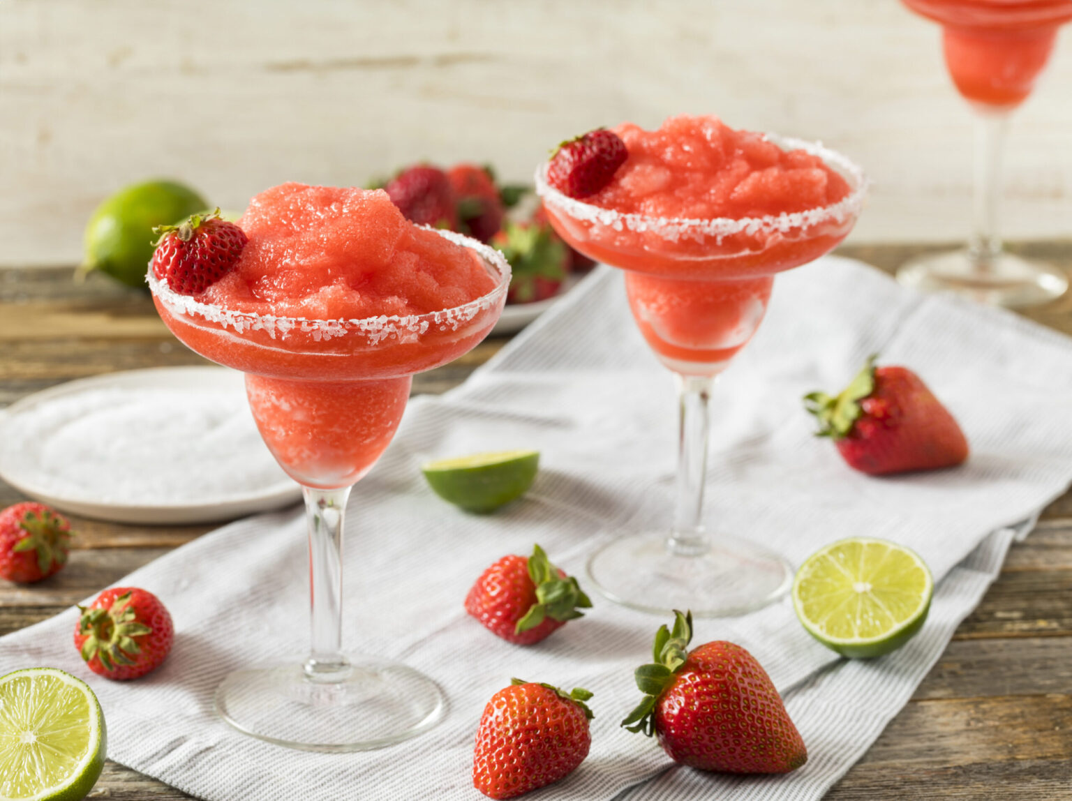 GOURMET VILLAGE Strawberry Daiquiri Drink Box