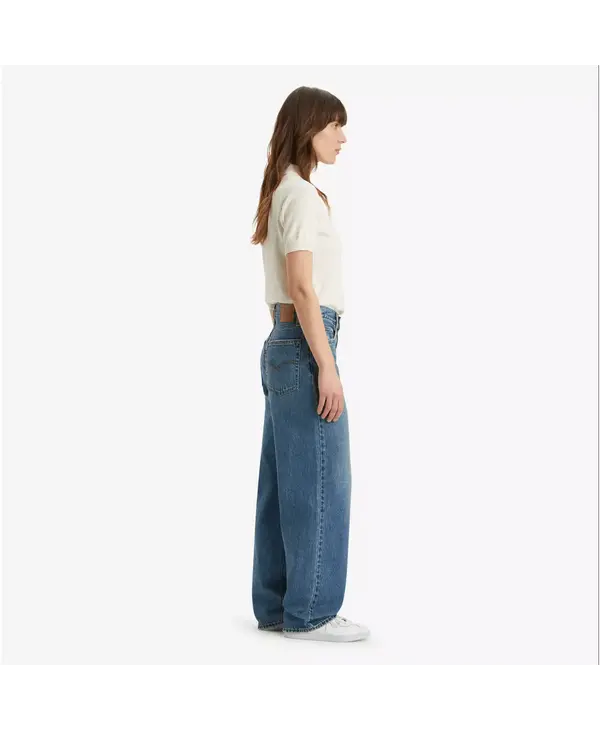 Levi Strauss & Co. Baggy Dad, Metaphor