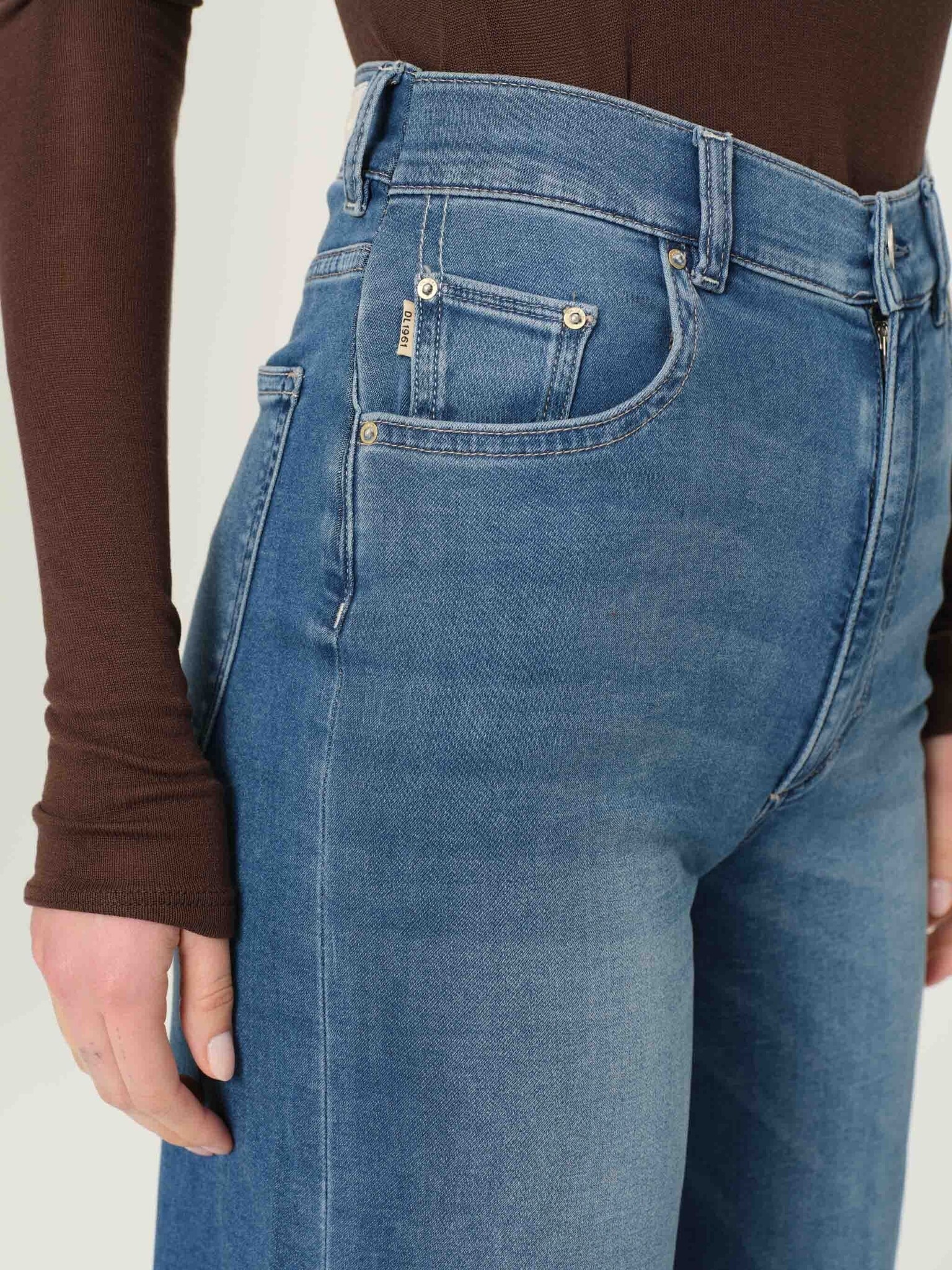 DL1961 Hepburn Wide Leg: Mohonk