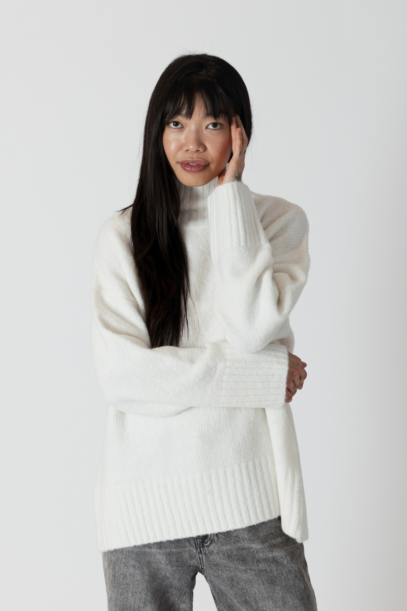 Lyla & Luxe Oliver Luxe Sweater