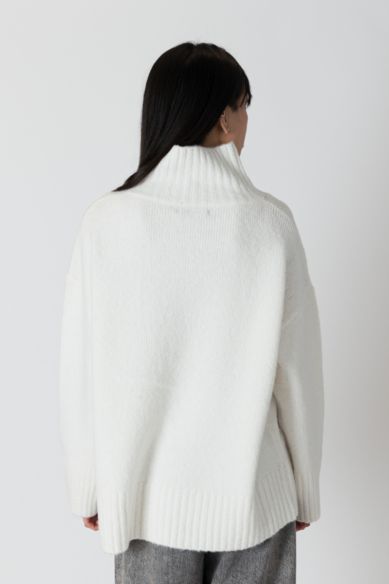 Lyla & Luxe Oliver Luxe Sweater