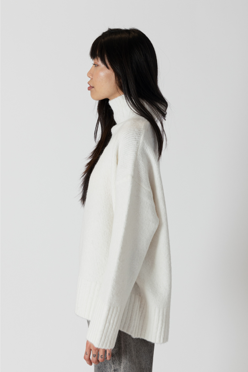 Lyla & Luxe Oliver Luxe Sweater