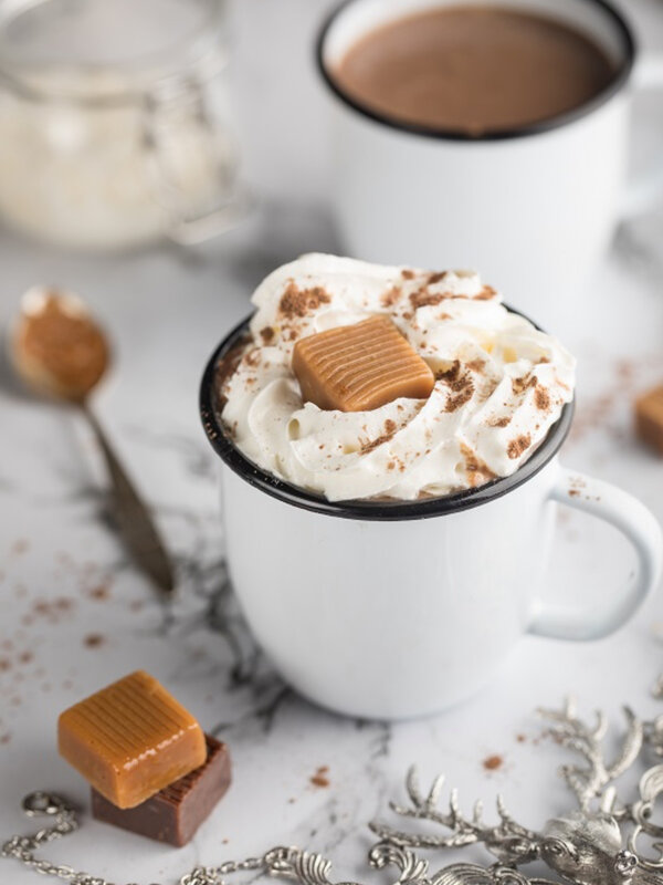 GOURMET VILLAGE Mini Hot Chocolate Snowglobe