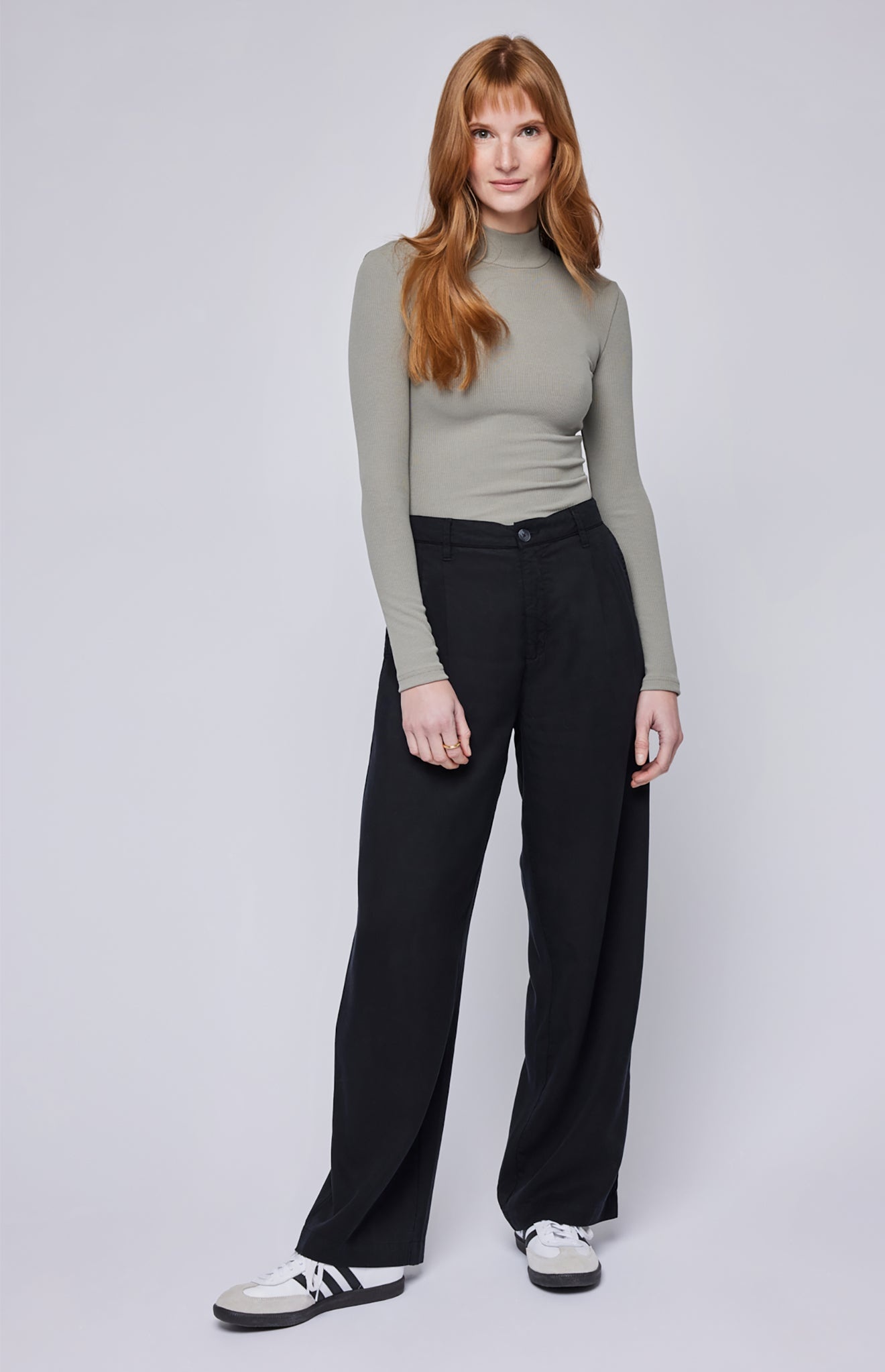 Gentle Fawn Wren Top