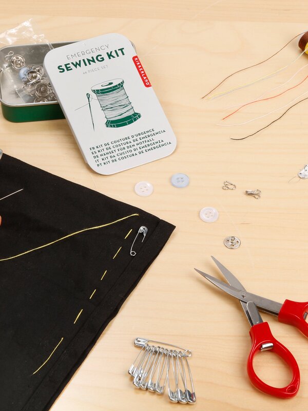 KIKKERLAND Emergency Sewing Kit