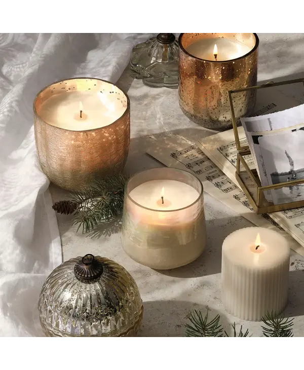 Illume Winter White Large Baltic Glass Candle