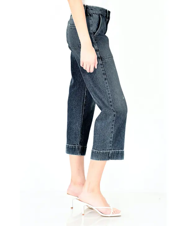Modern American Farrah Crop, Boston Blue