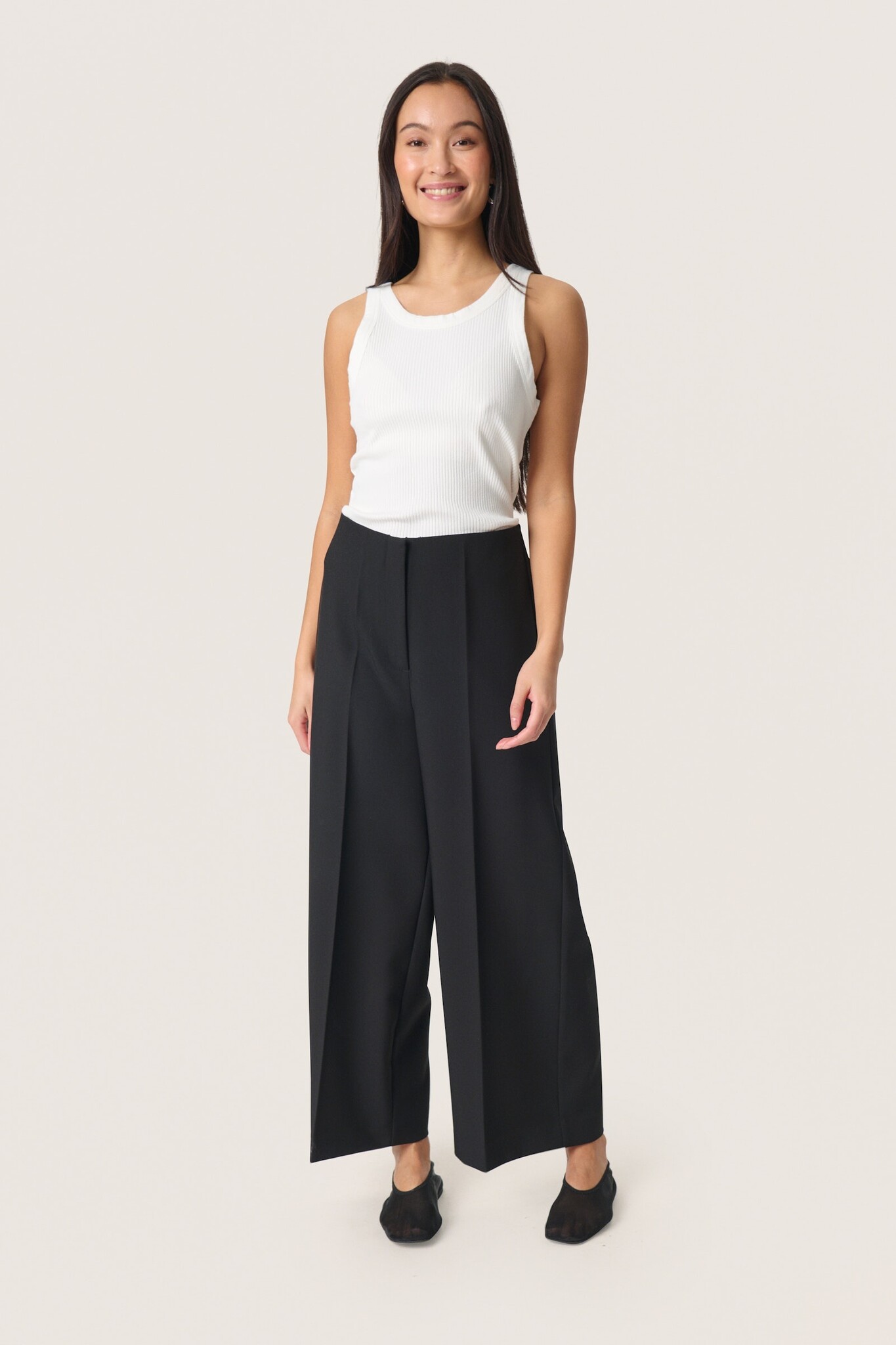 Soaked In Luxury SLCorinne Wide Cropped Pants