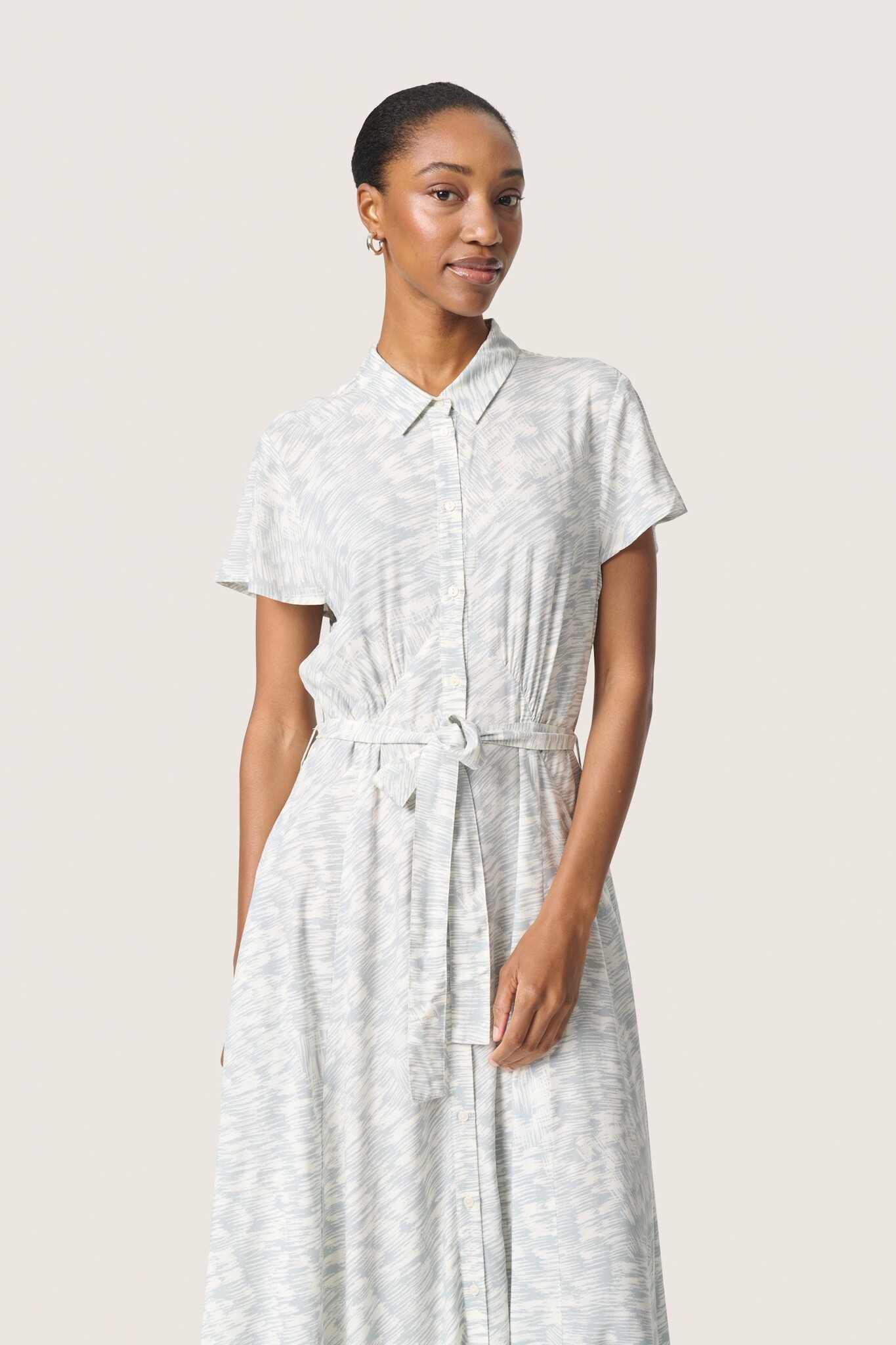 Soaked In Luxury SLArjana Maxi Dress SS