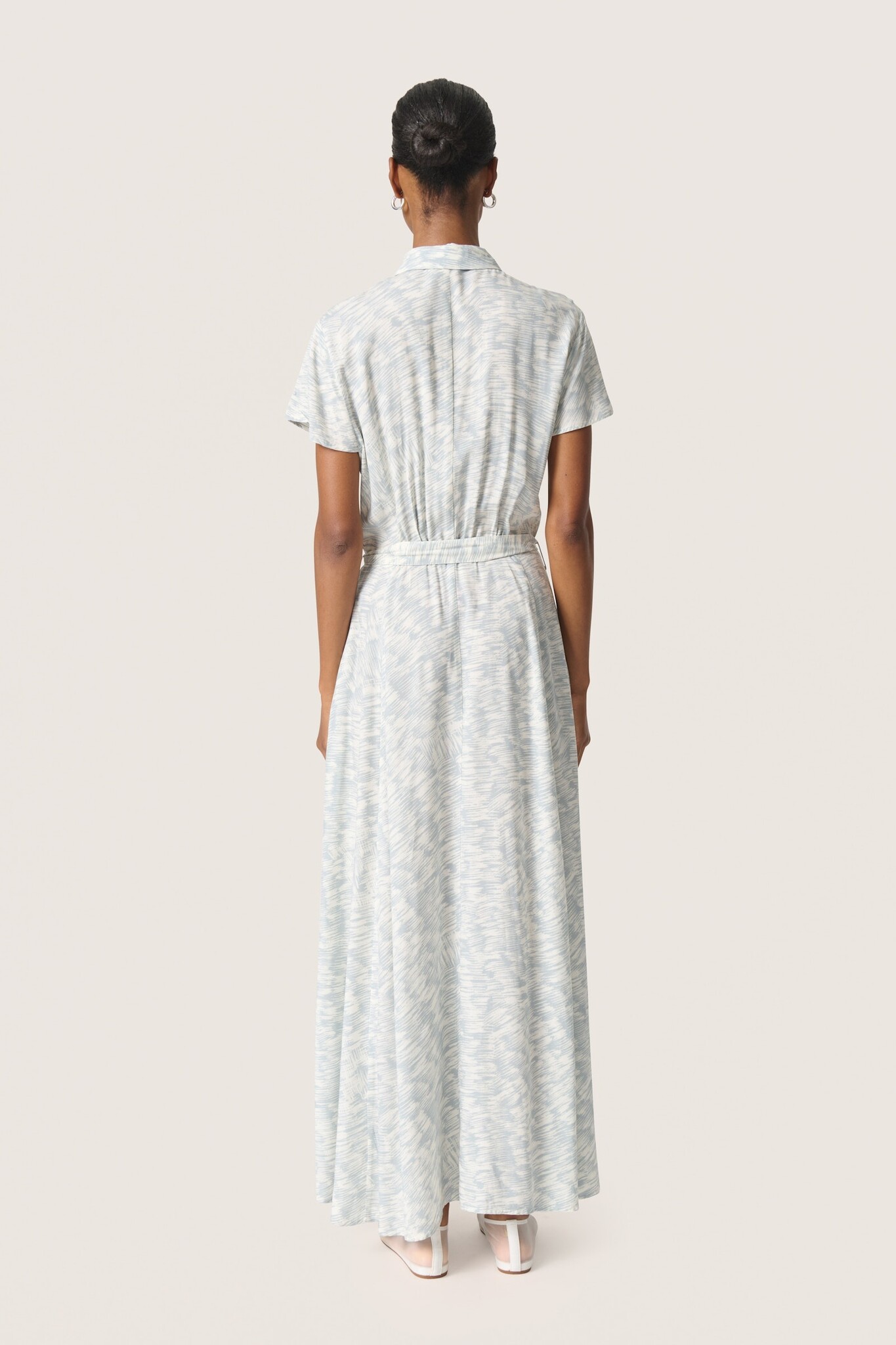 Soaked In Luxury SLArjana Maxi Dress SS