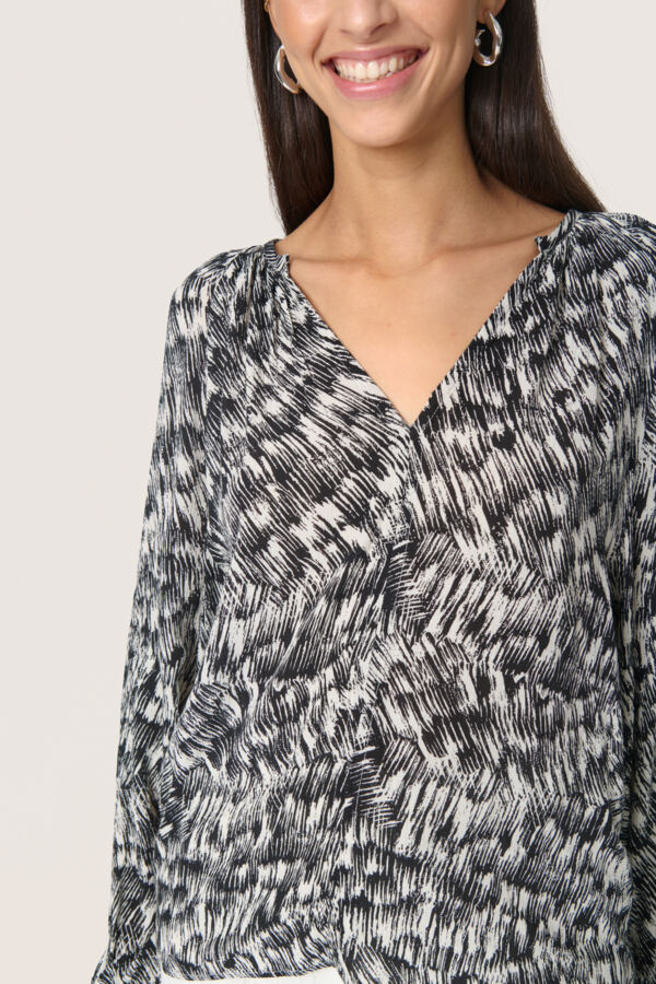 Soaked In Luxury SLZaya Spring Blouse LS