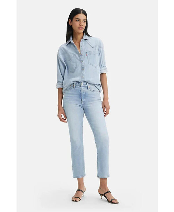 Levi Strauss & Co. Wedgie Straight, The Bells and Whistles