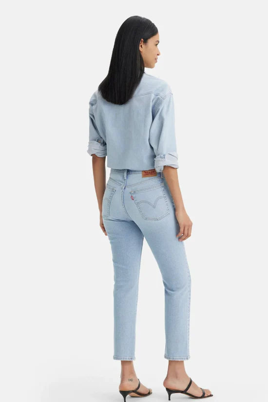 Levi Strauss & Co. Wedgie Straight, The Bells and Whistles