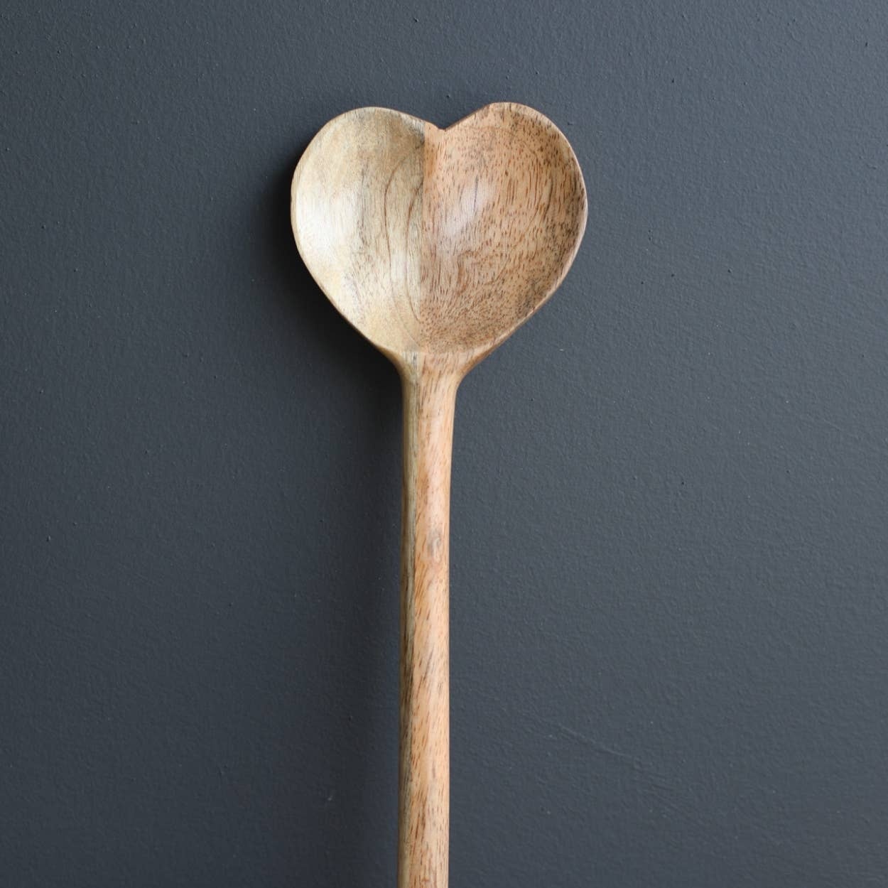 Luxe B Pampas Grass Heart Mango Wood Spoon