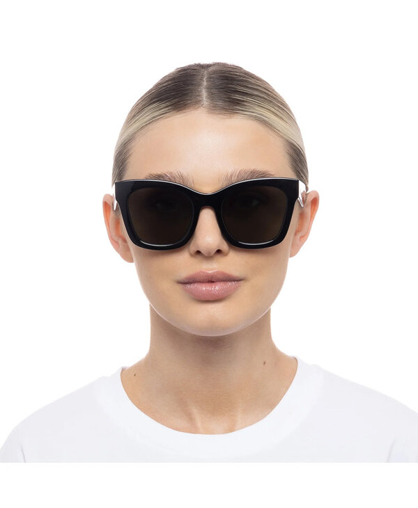 Le Specs Le Specs Showstopper Sunglasses