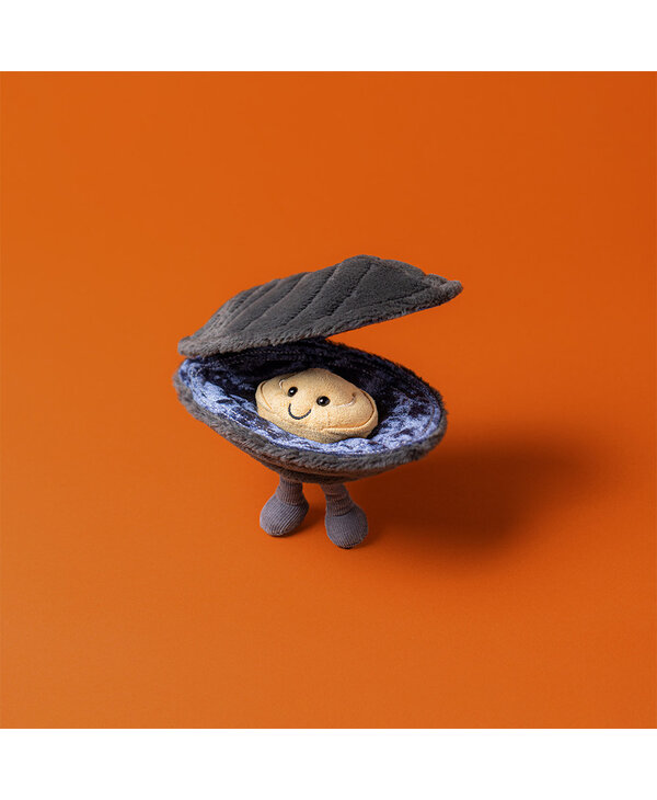 Jellycat Inc. Amuseables Michelle Mussel