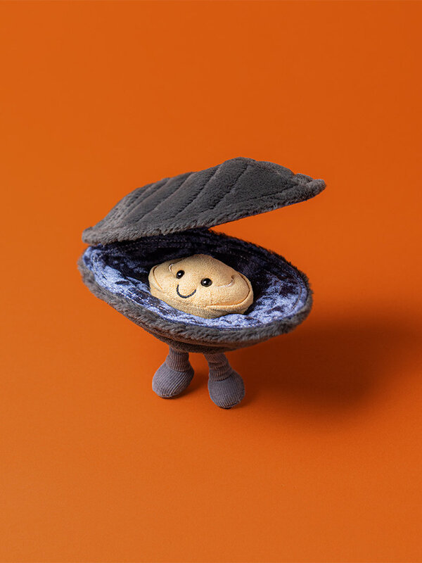 Jellycat Inc. Amuseables Michelle Mussel