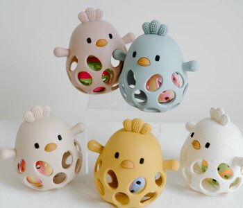 Clucky Chew Buddy