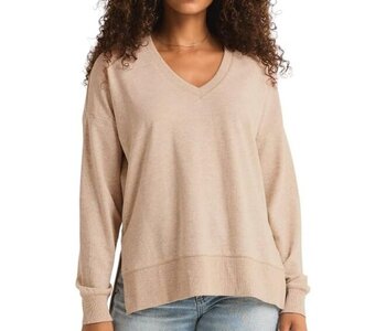 V-Neck Weekender