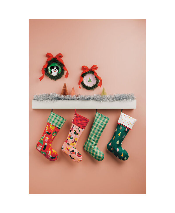 Danica Glitzmas Appetizer Plates Set of 4