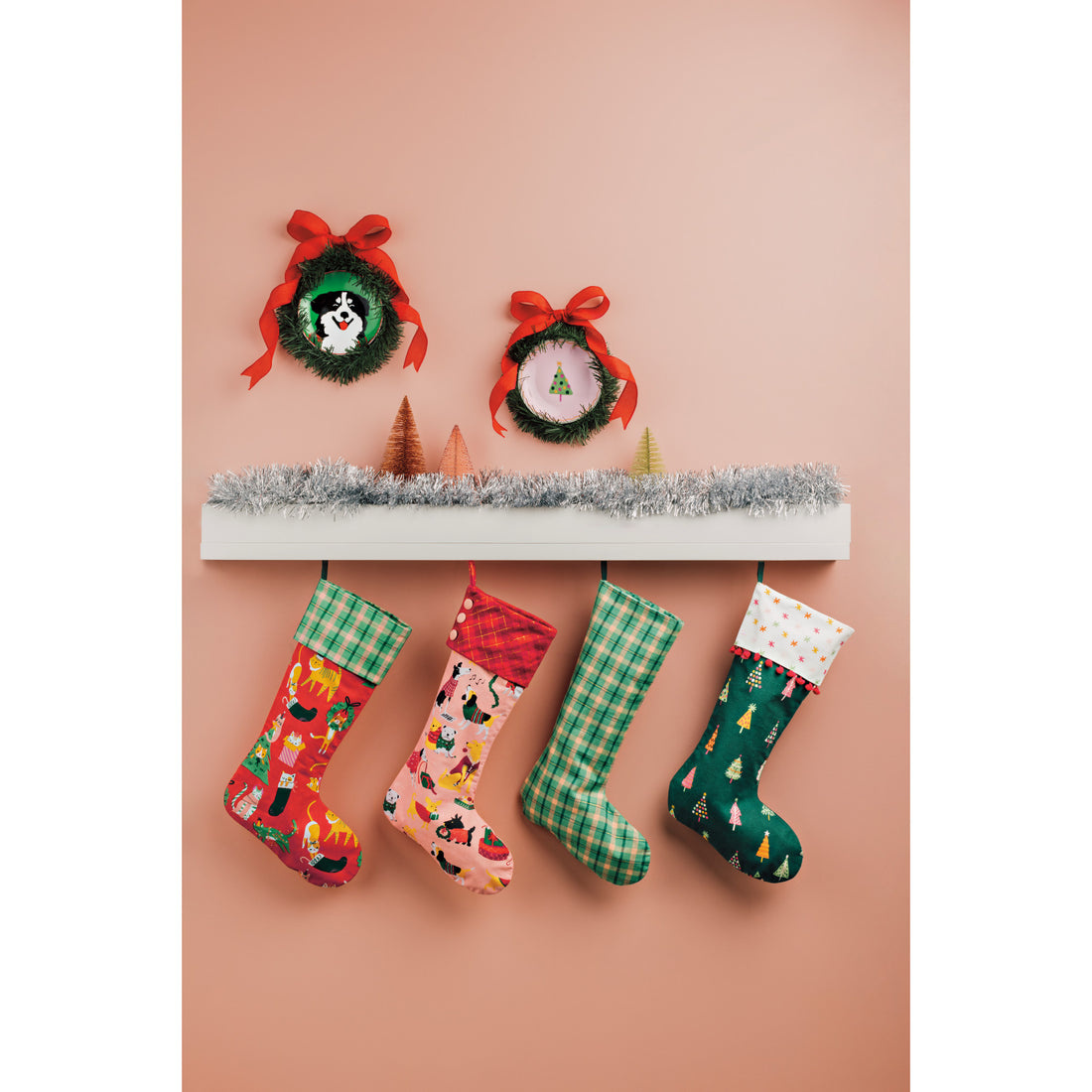 Danica Glitzmas Appetizer Plates Set of 4