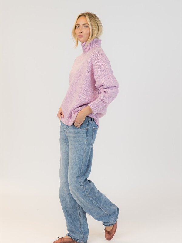 Lyla & Luxe Aggie Sweater