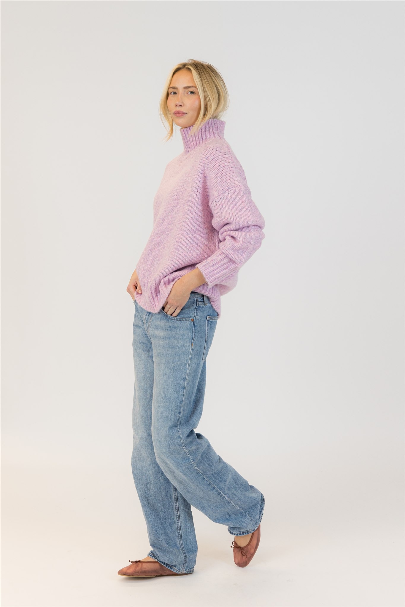 Lyla & Luxe Aggie Sweater