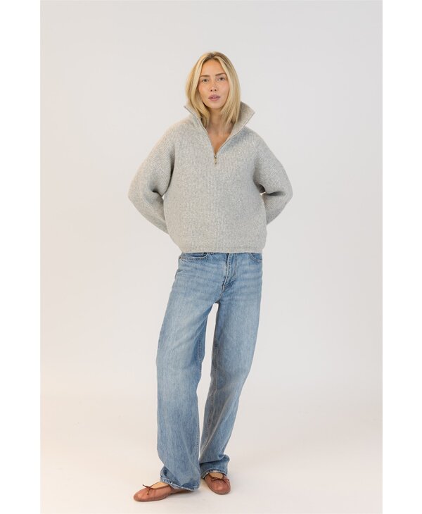 Lyla & Luxe Eva Pullover