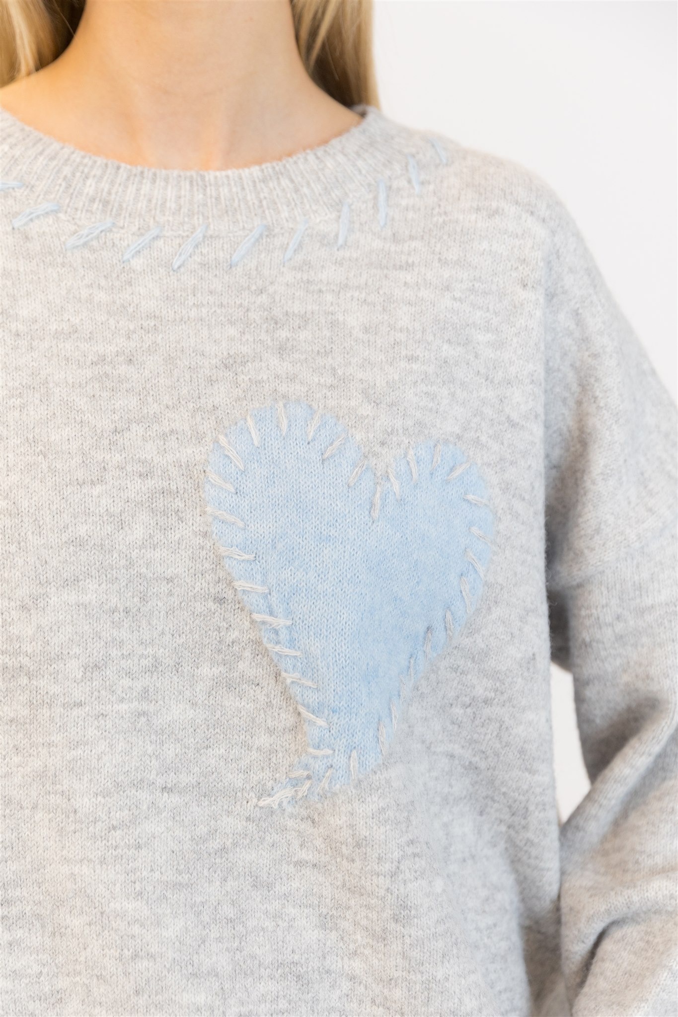 Lyla & Luxe Heart Sweater