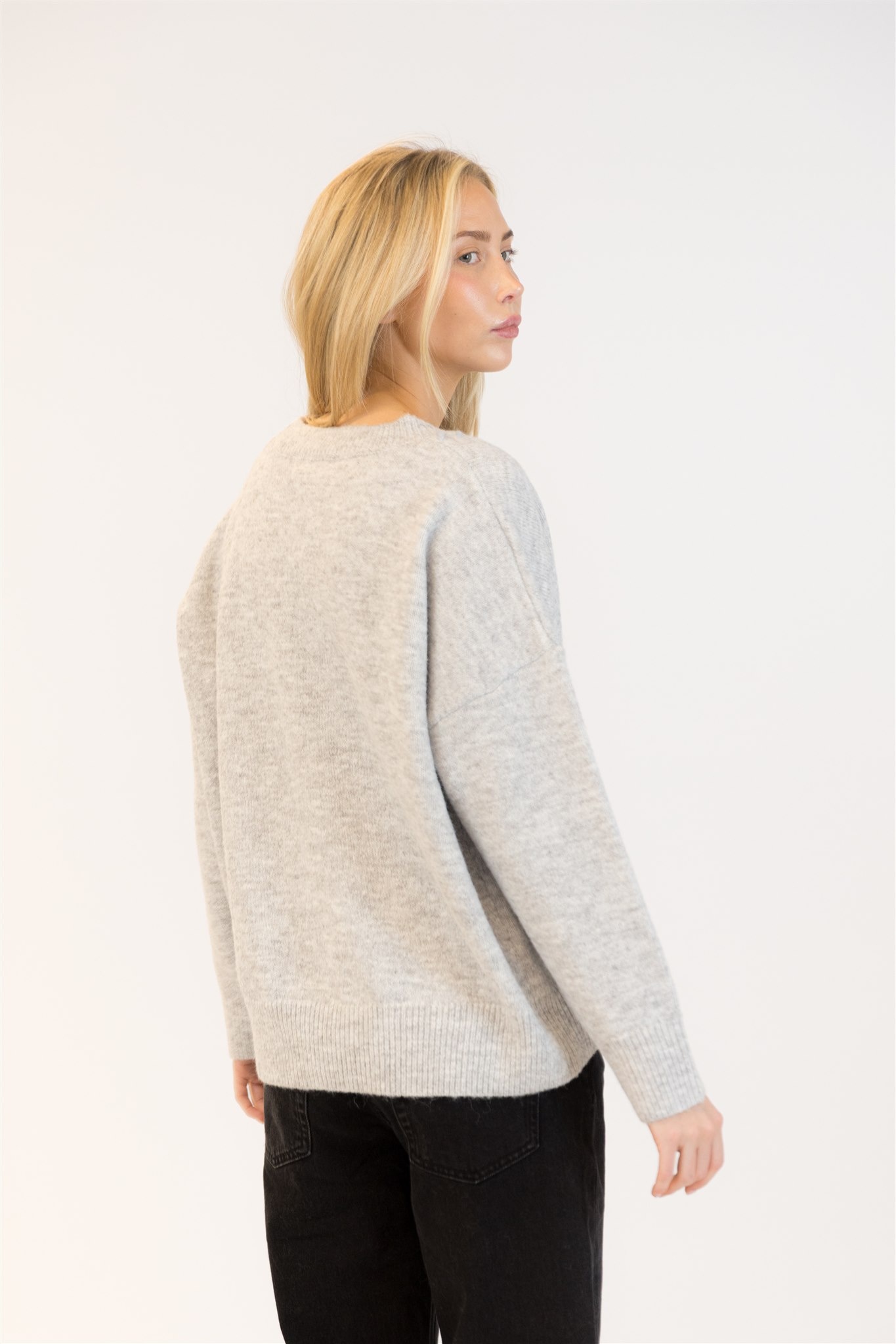 Lyla & Luxe Heart Sweater