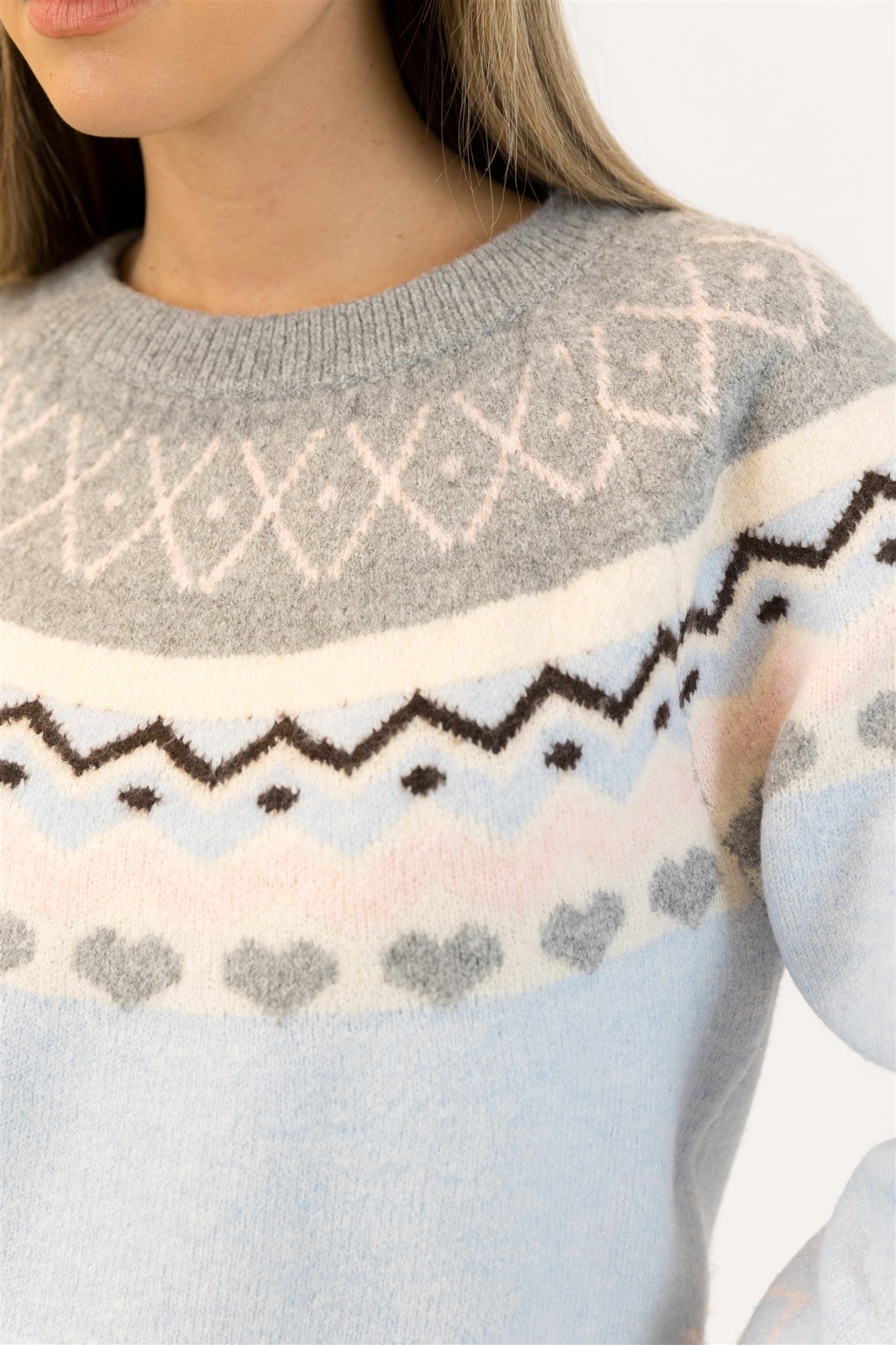 Lyla & Luxe HollyFair Pullover