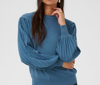 KAlone Knit Pullover