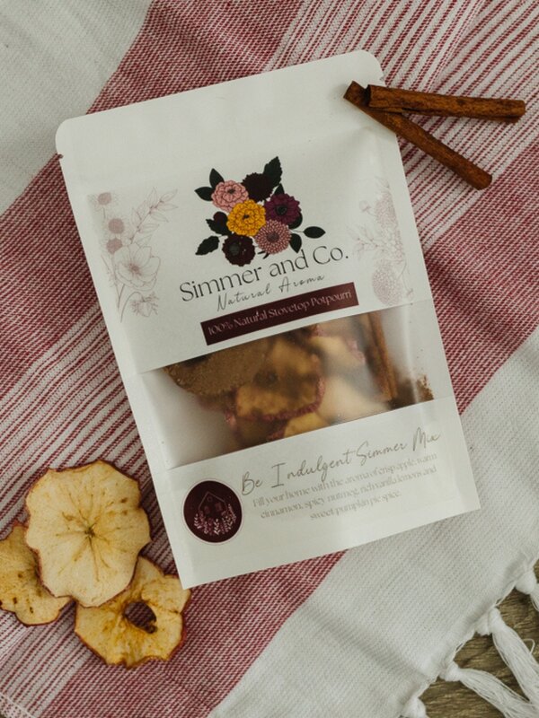 Simmer and Co Natural Aroma Be Indulgent Simmer Pot Mix, Cozy Apple Vanilla Spice Aroma