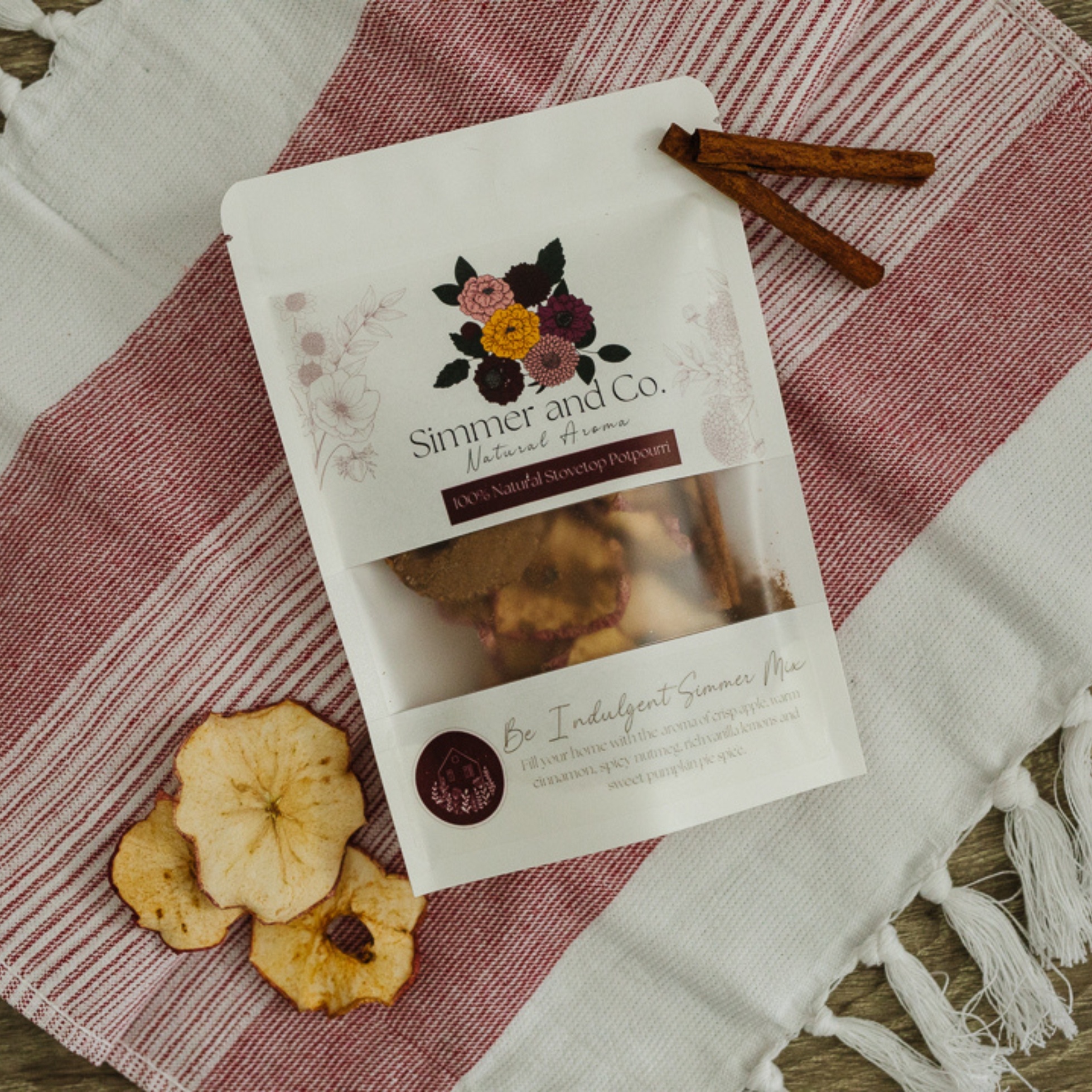 Simmer and Co Natural Aroma Be Indulgent Simmer Pot Mix, Cozy Apple Vanilla Spice Aroma