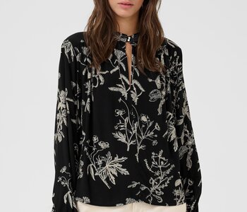ShiromaPW Blouse