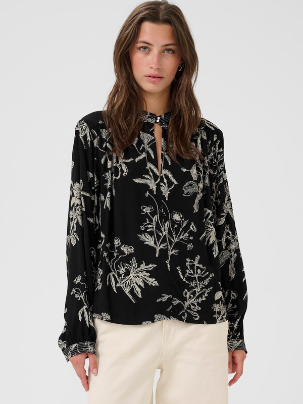 Part Two ShiromaPW Blouse