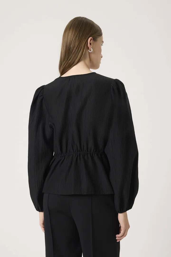 Soaked In Luxury SLCendra Blouse LS