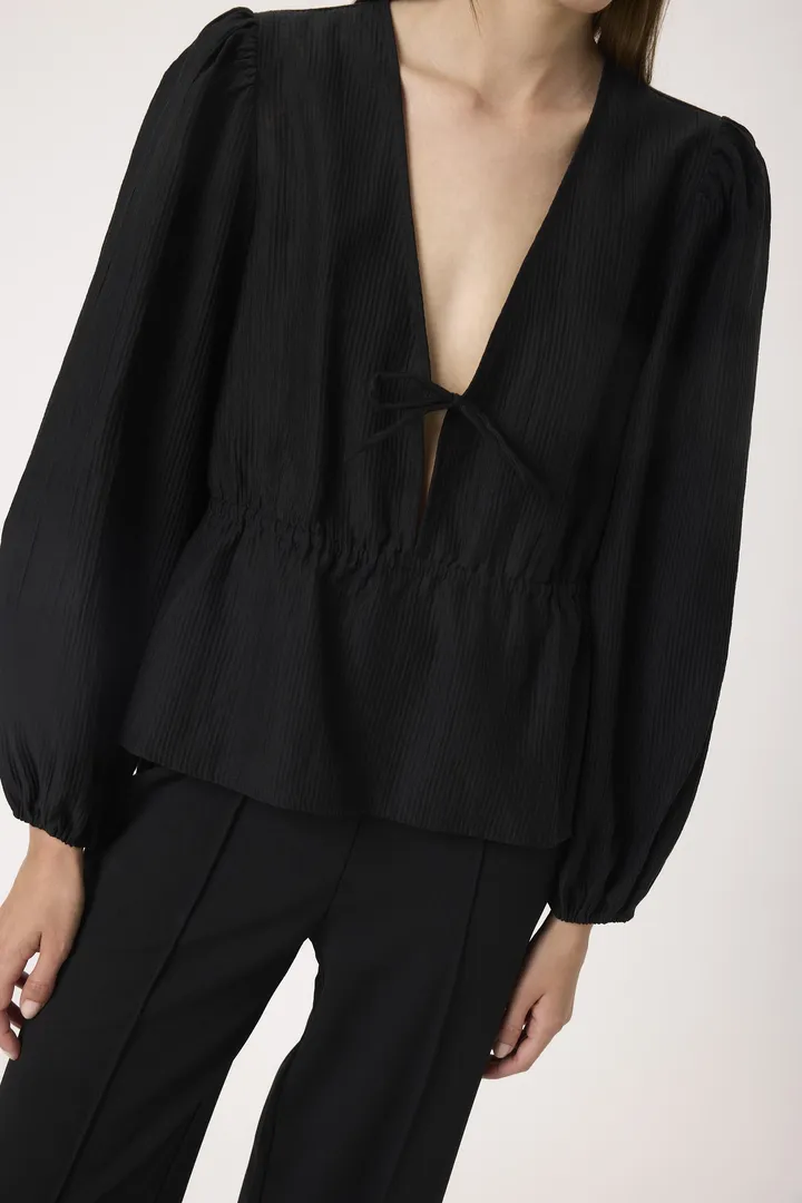Soaked In Luxury SLCendra Blouse LS