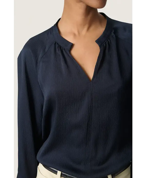 Soaked In Luxury SLIoana Blouse LS