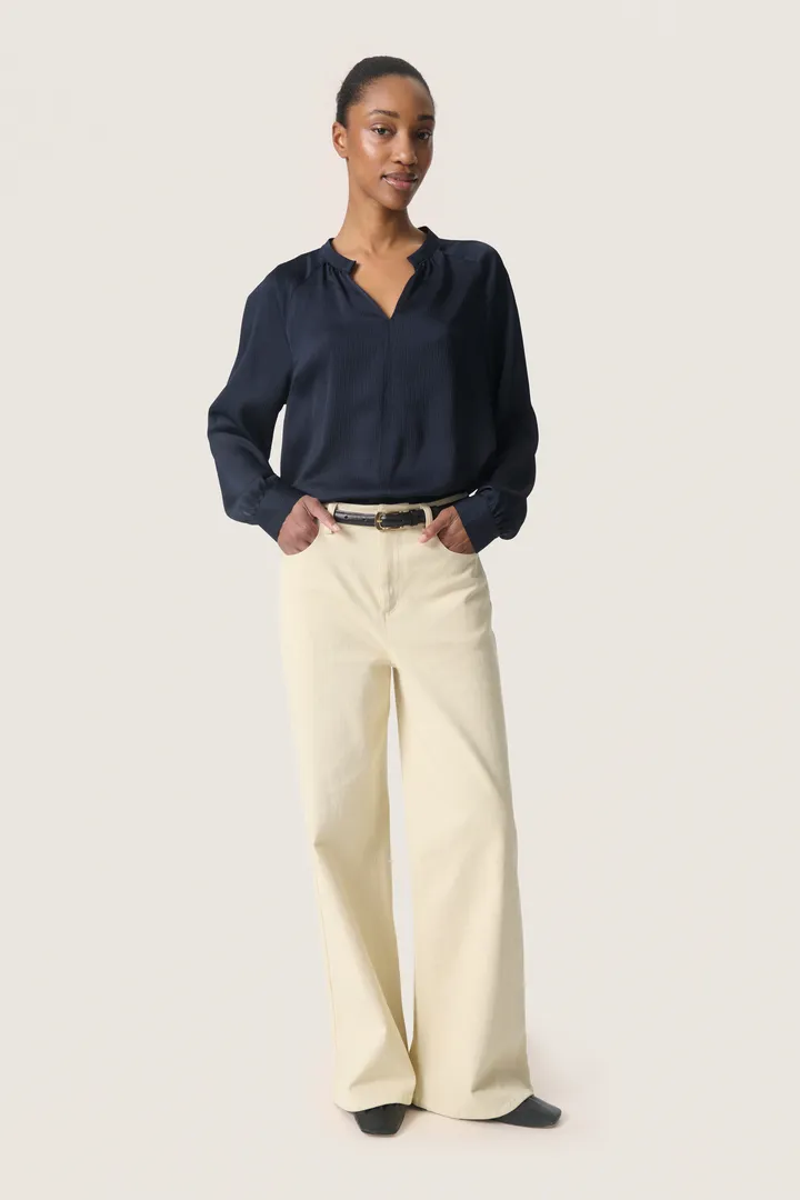 Soaked In Luxury SLIoana Blouse LS