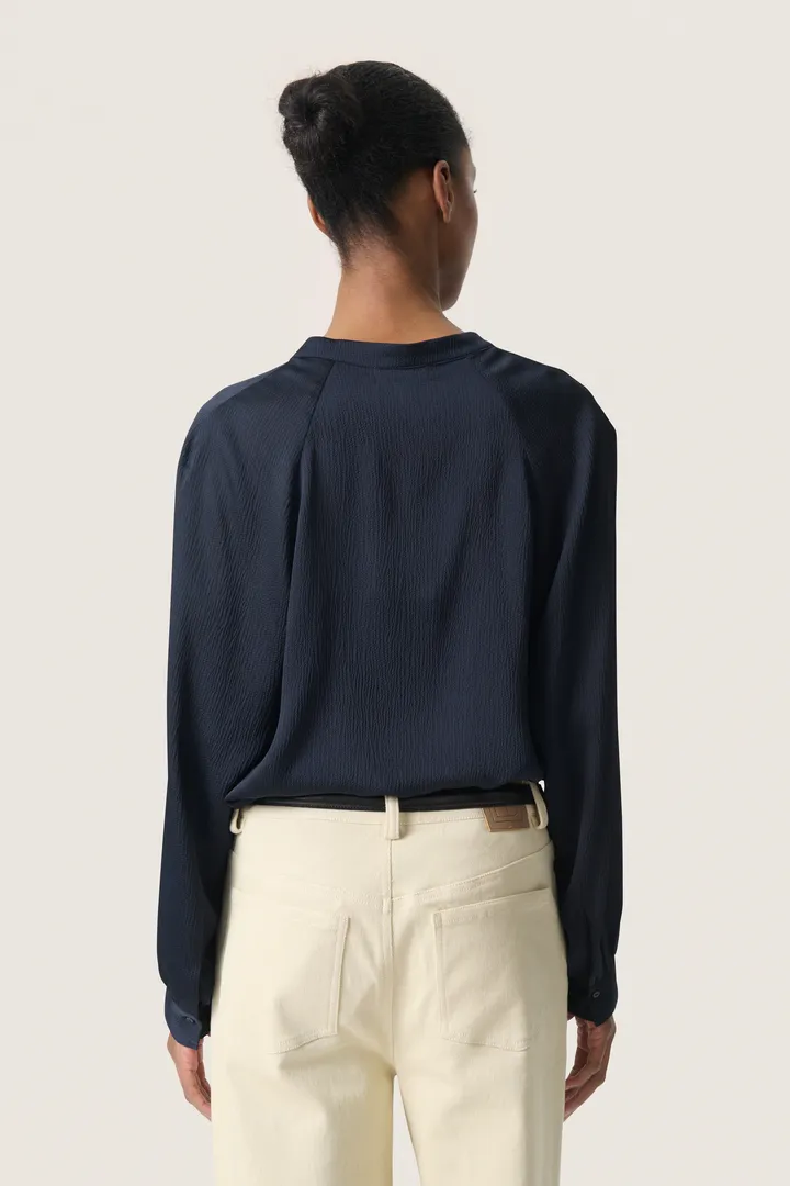Soaked In Luxury SLIoana Blouse LS