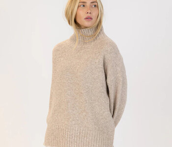 Oliver Luxe Sweater