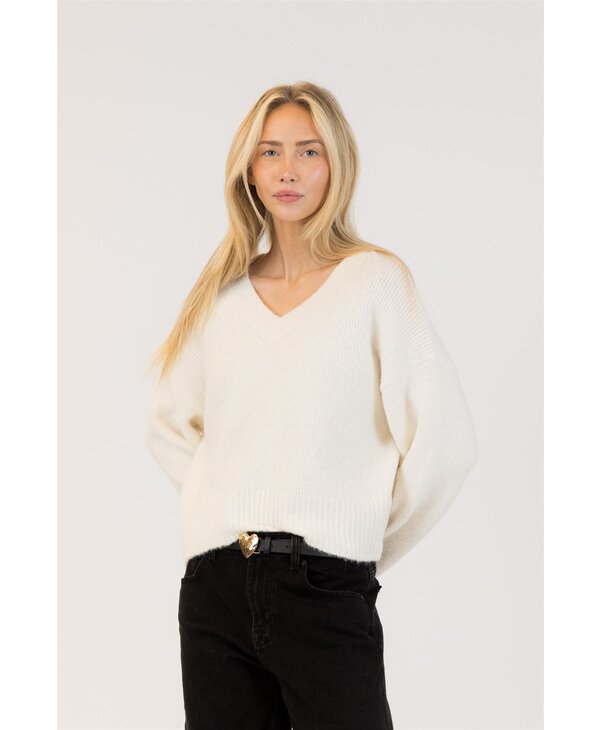 Lyla & Luxe Etta Sweater