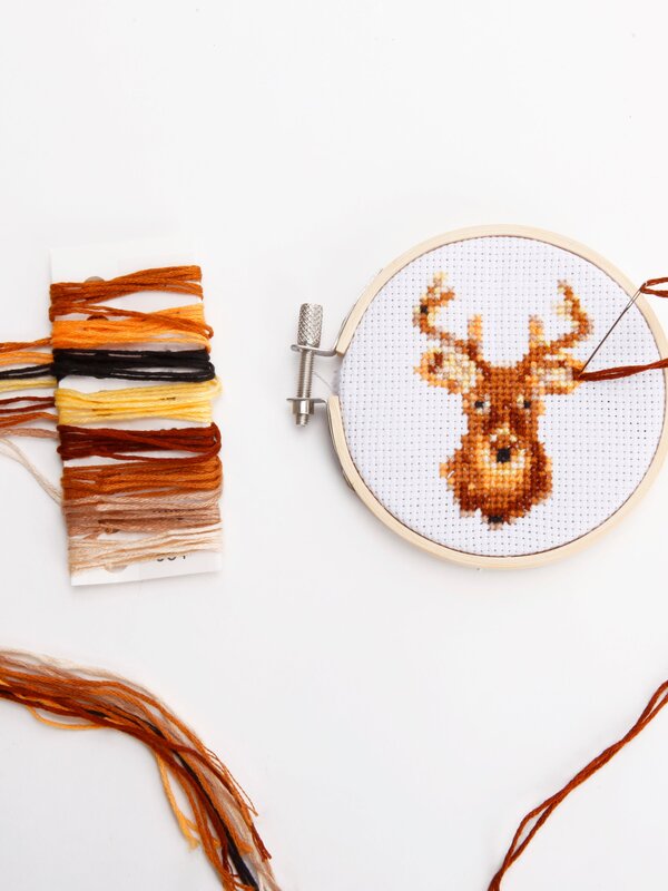 KIKKERLAND Deer Mini Cross Stitch Kit