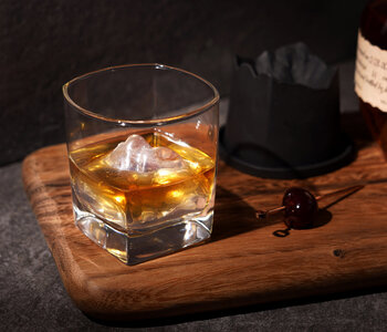 Glacier 2-Piece Mountain Ice Mold with Crystal Glass Set