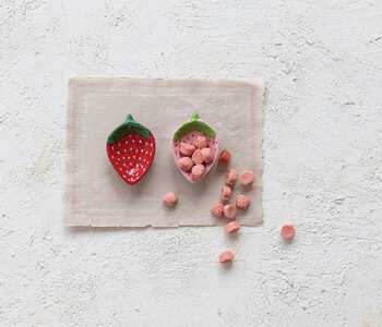 Ceramic Strawberry Shaped Dish