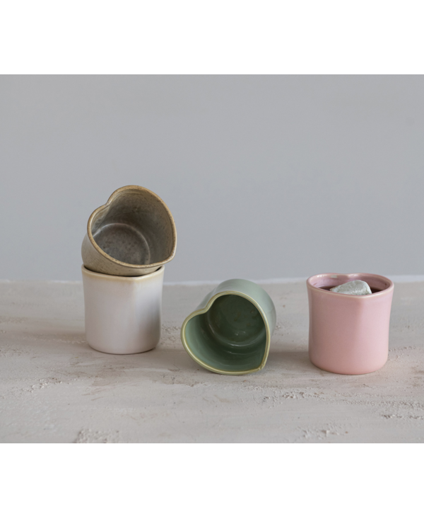 CREATIVE CO-OP Heart Stoneware Cup