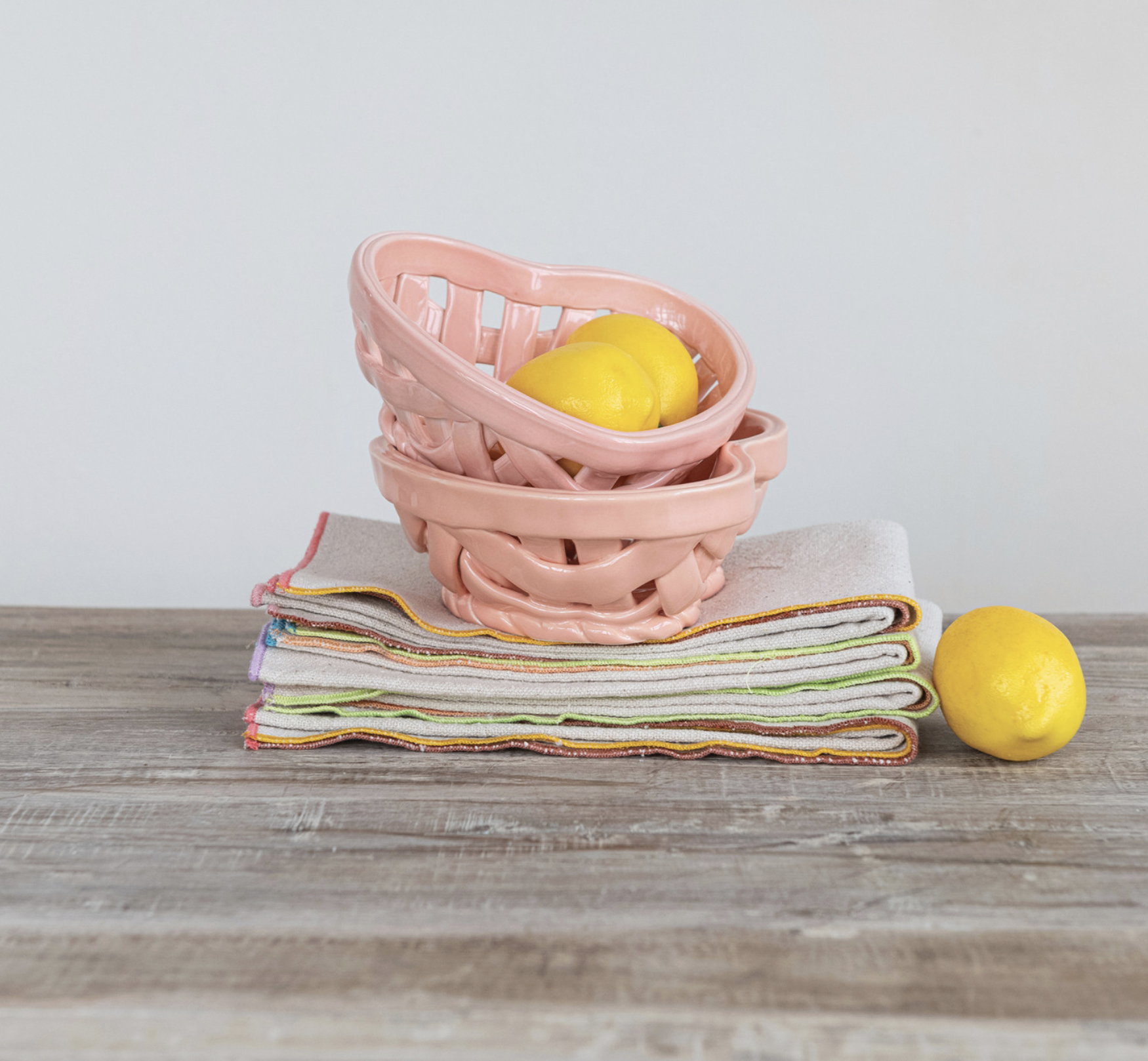 CREATIVE CO-OP Heart Shaped Stoneware Fruit Dish