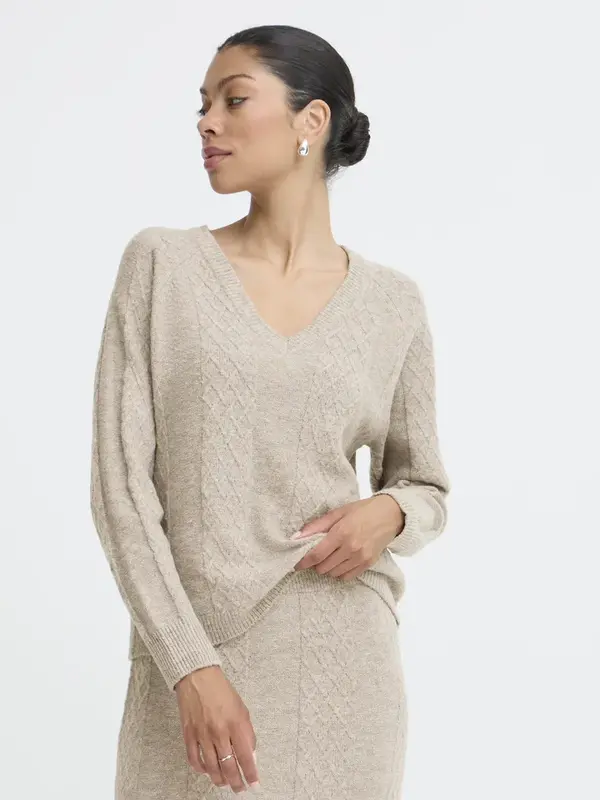 B.Young BYNikolina V-Neck Sweater