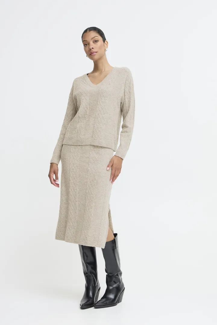 B.Young BYNikolina V-Neck Sweater